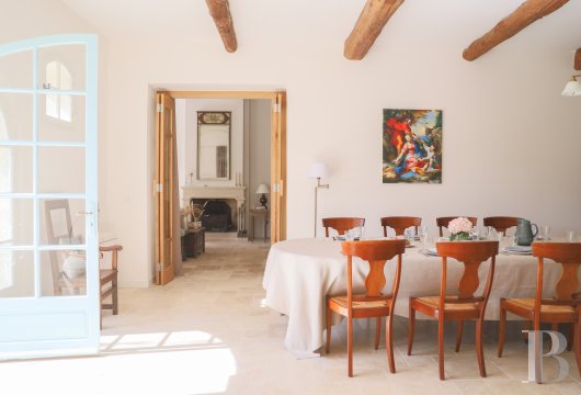 A family home with a garden in the village of Alleins, between Cavaillon and Salon-de-Provence - photo  n°8